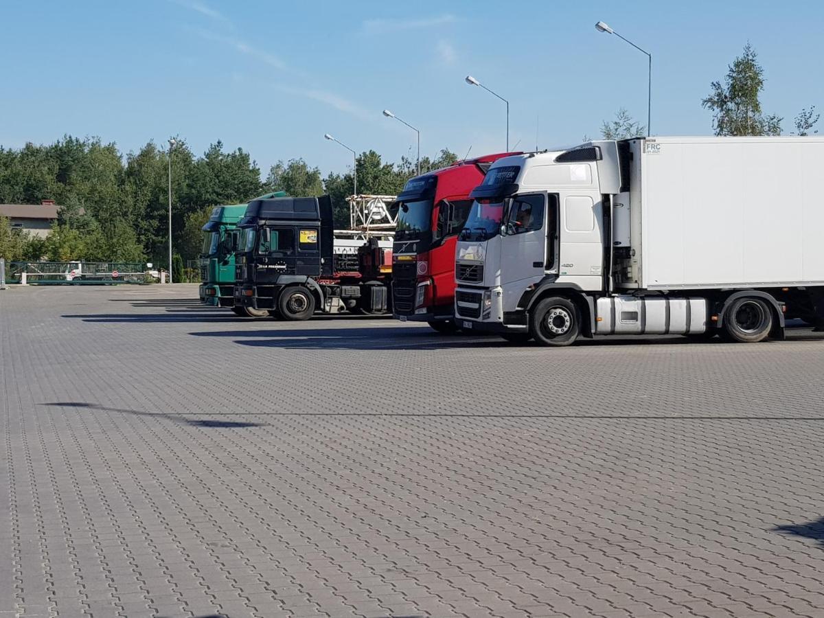 הוסטל Dąbrowa Górnicza Gosciniec Biznesowy מראה חיצוני תמונה