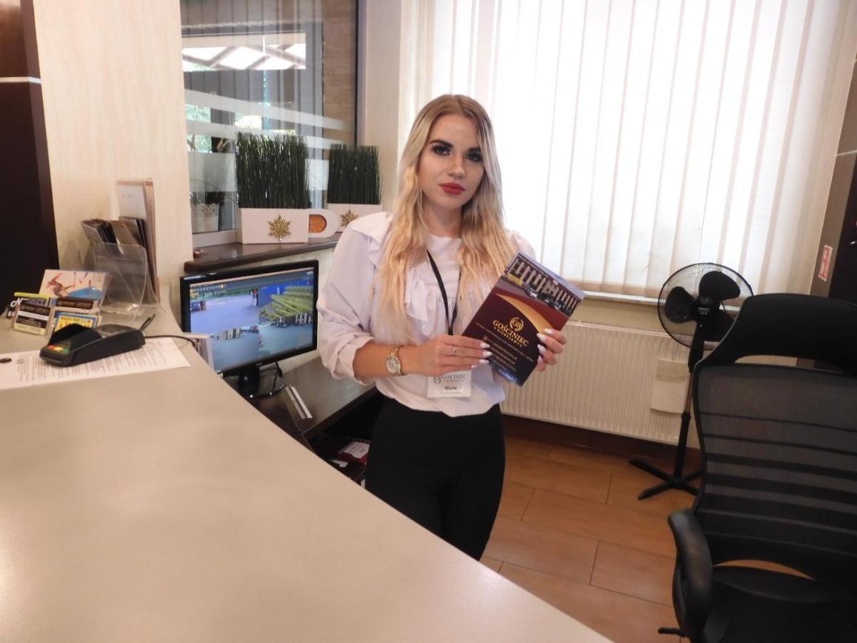 הוסטל Dąbrowa Górnicza Gosciniec Biznesowy מראה חיצוני תמונה