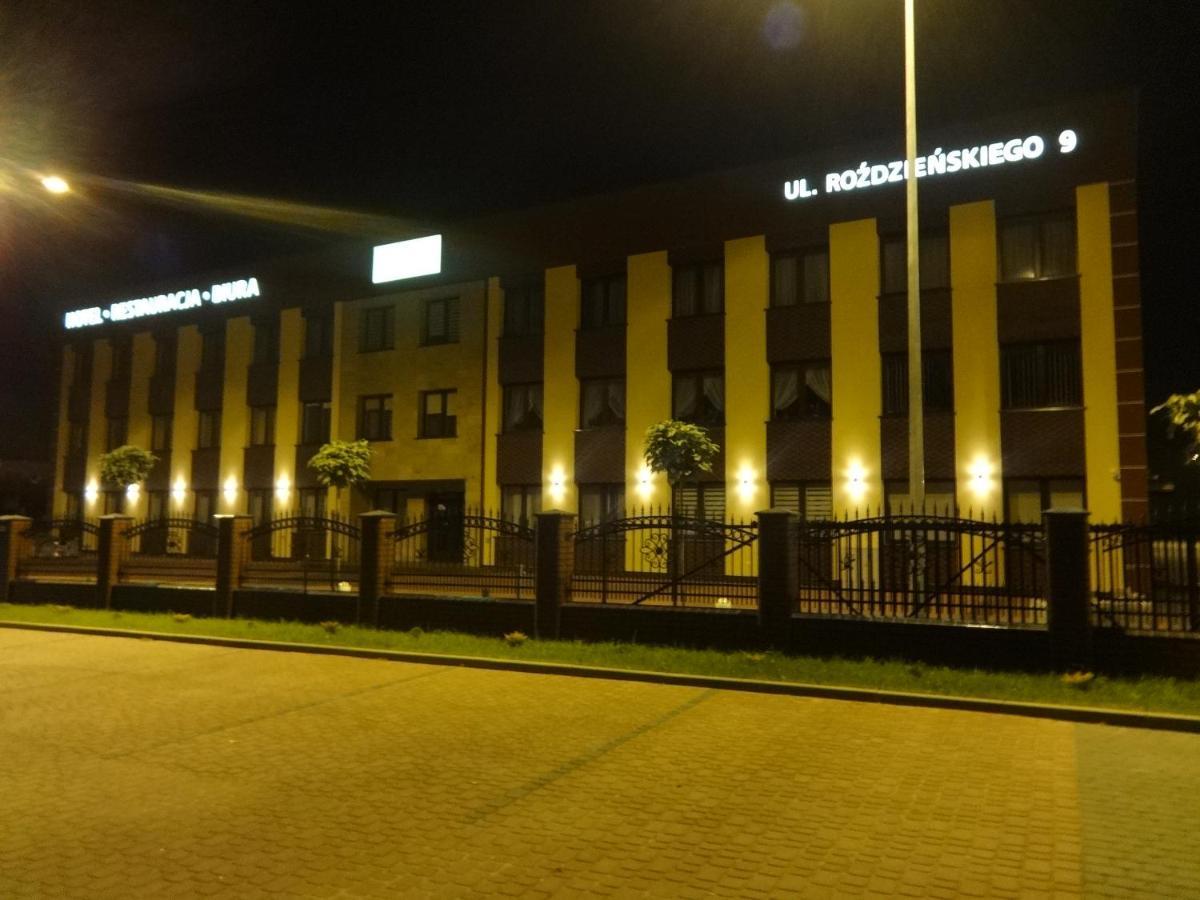 הוסטל Dąbrowa Górnicza Gosciniec Biznesowy מראה חיצוני תמונה