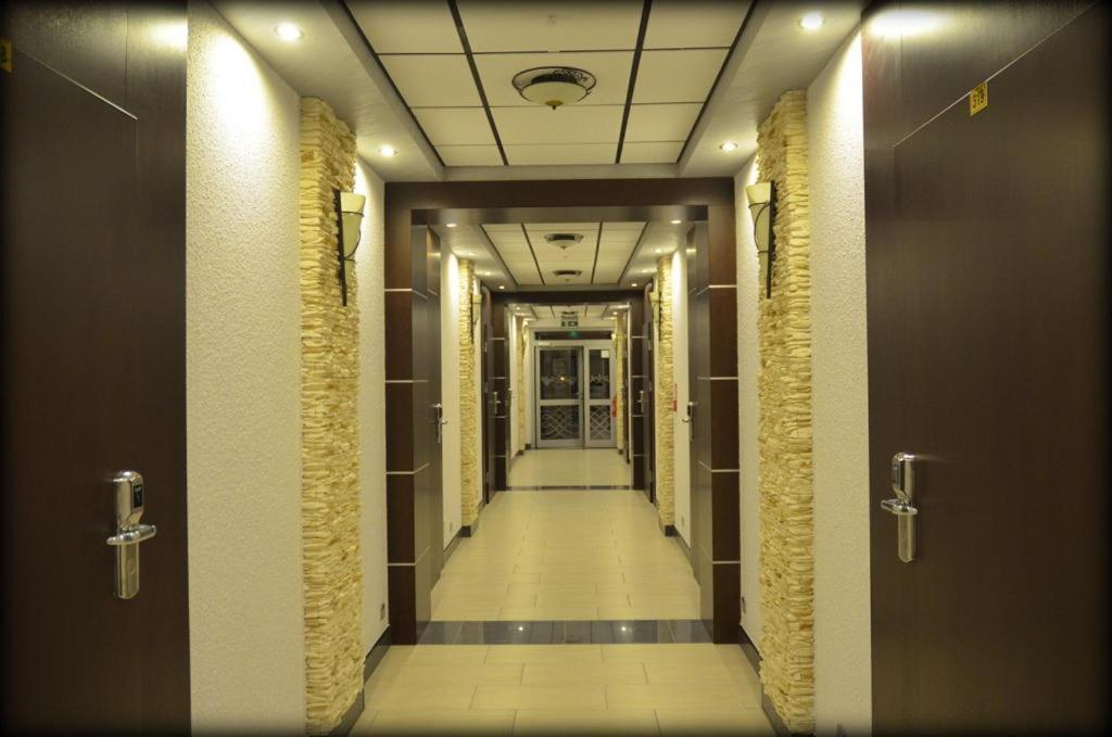 הוסטל Dąbrowa Górnicza Gosciniec Biznesowy חדר תמונה
